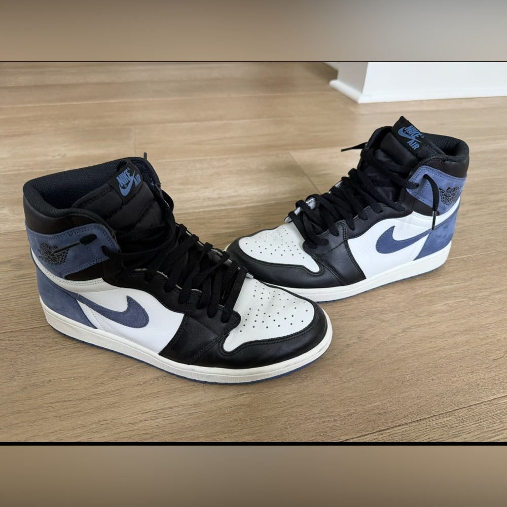 JORDAN 1 RETRO HIGH OG 'BEST HAND IN THE GAME - BLUE MOON' Size 12